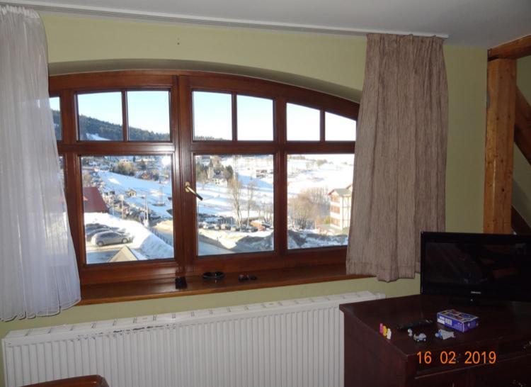 Appartement Sniezka à Duszniki Zdrój Extérieur photo